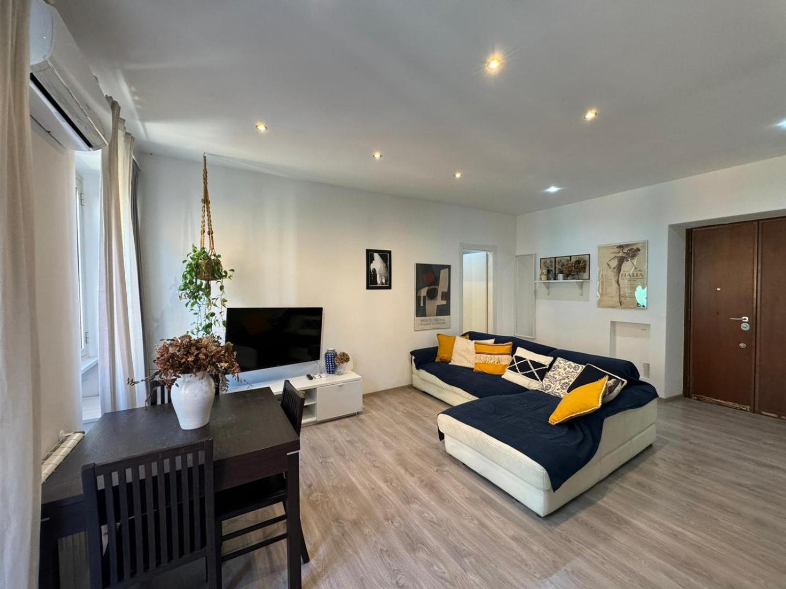 Apartamento New Finished Flat In Centocelle Roma